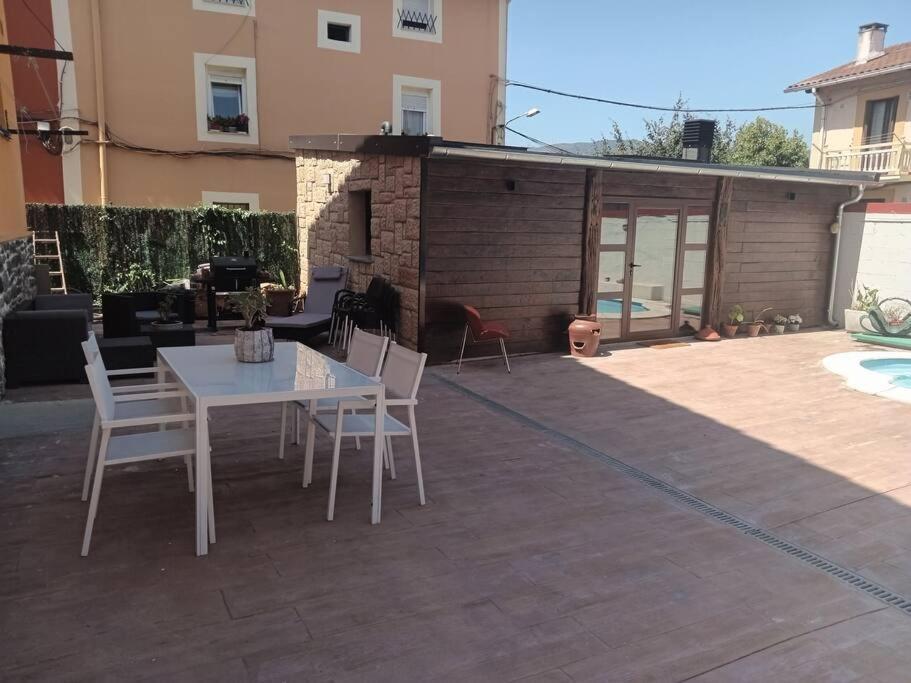 Apartamento Preciosa Casa Bi-Familiar Al Lado De Donosti. Irun Exterior foto